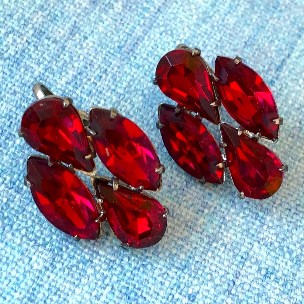Vintage sterling silver screw back earrings
